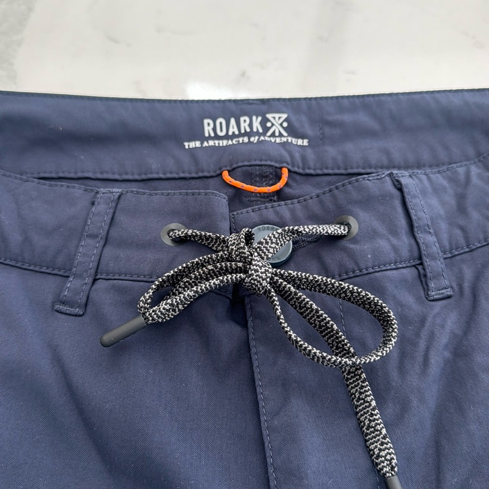Roark Men's Navy Chinos with Drawstring - Picture 3 of 3